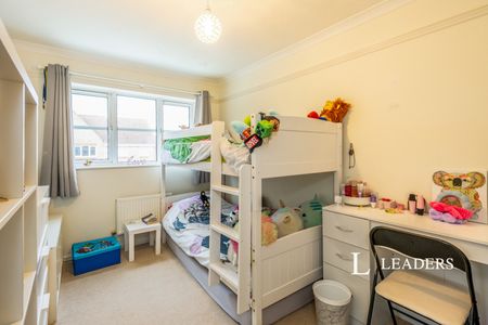 3 bedroom house to rent Lilac Close, Bognor Regis, PO22 - Photo 5