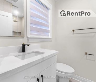 Detached Home For Lease | W9231450 - Photo 2