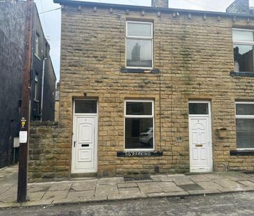 2 bedroom terraced house to rent - Photo 2