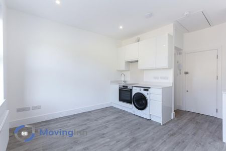 Studio to rent - Photo 2