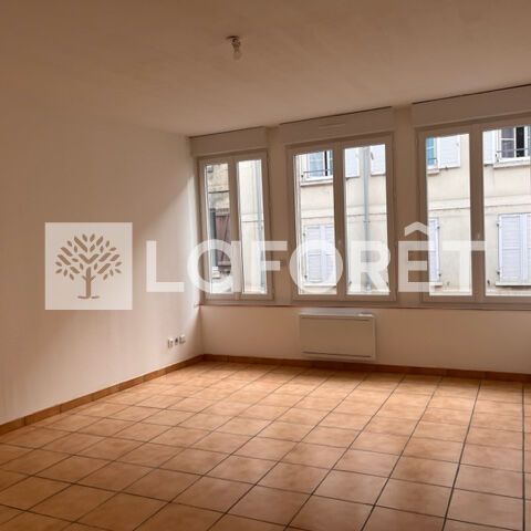 Apartment - Photo 1