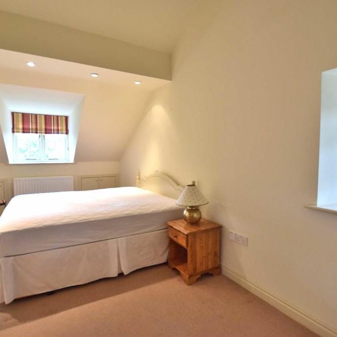 2 bedroom cottage to rent - Photo 1