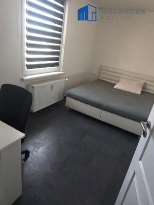 Pronájem bytu 2+1 48 m² - Photo 1