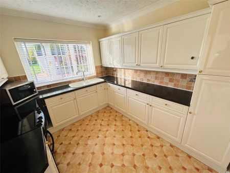 2 bedroom detached house to rent - Photo 3