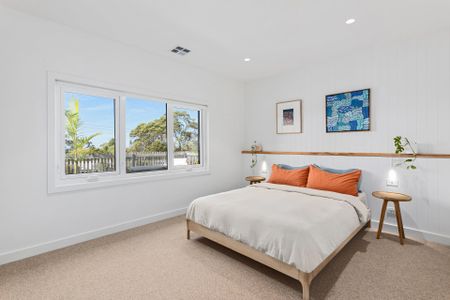16 Howard Street, - Photo 3
