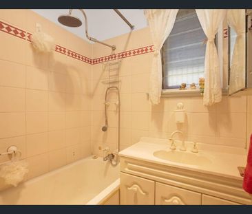 Spacious Family Living in a Prime, Peaceful Location - Photo 5