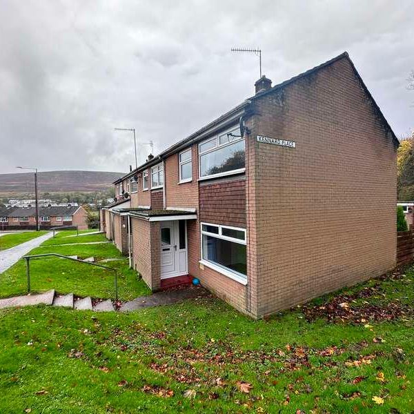 Kennard Place, Blaenavon, Pontypool, NP4 - Photo 1