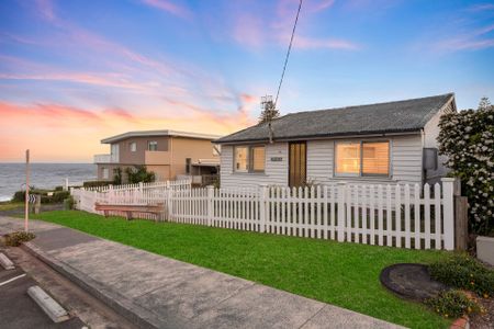 Beachside Simplicity - Photo 2