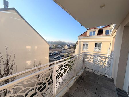 location Appartement T2 DE 40.35m² À ESBLY - Photo 4