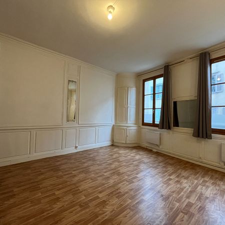 RUE HAUTE-VIENNE, T1 de 32m² avec cuisine équipée ! - Photo 3