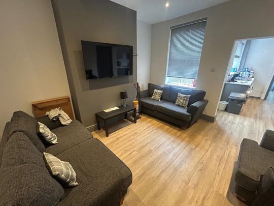 West Parade, Lincoln, LN1 1LF, Property for rent - Photo 1