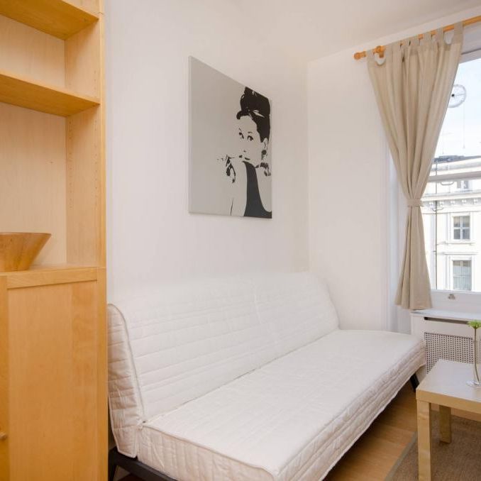 Flat 10 Belgrave Road, Pimlico SW1V 2BL - Photo 1