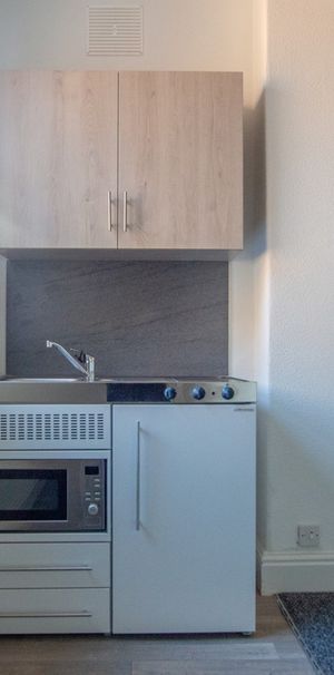 Upper Holland Road, B72 1SU, Sutton Coldfield - Photo 1