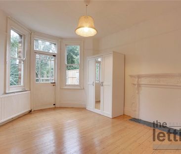 Devonshire Road, Palmers Green, Greater London, N13 4QU - Photo 2