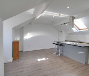 1 bedroom penthouse to rent - Photo 5