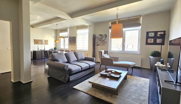 Appartement te huur - Photo 1