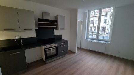 Location Appartement 2 pièces 31m² RIOM 63200 - Photo 2