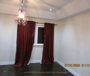 Detached Home For Lease | N9244900 - Photo 2