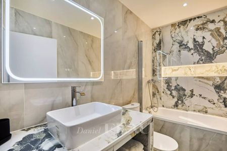 Location appartement, Paris 8ème (75008), 6 pièces, 181.69 m², ref 85243133 - Photo 3