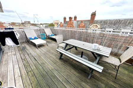 Kimber House, SO14 - Photo 5