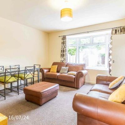 7, Hewley Avenue - Photo 1