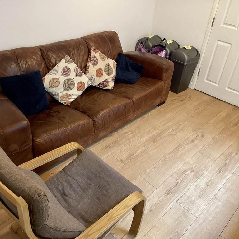 4 bedroom house to rent - Photo 1