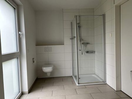 Urban, zentral, modern, sofort beziehbare Dreizimmerwohnung, 129 qm, mit Einbauküche - Photo 5