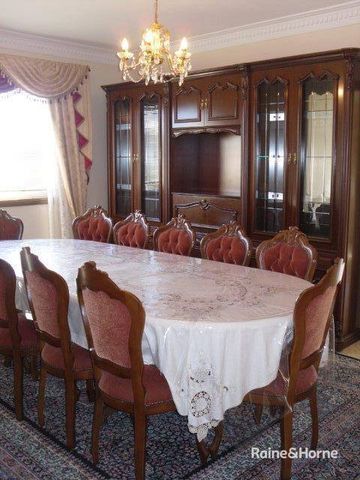 Large Family Home On Acreage - Photo 4