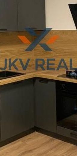 Prenájom zariadeného 1-izbového bytu – Nitra, Chrenová - Fotografia 1