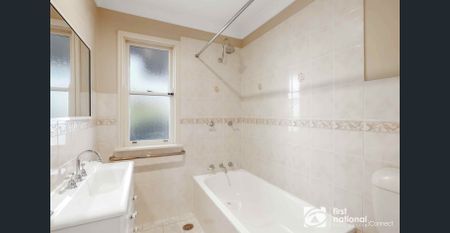 Country Living - Photo 5