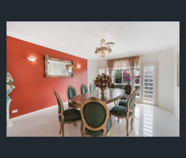 25B Richard Crescent, Cecil Hills, NSW 2171 - Photo 5