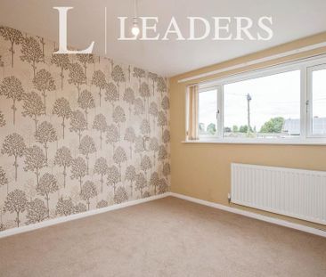 4 bedroom detached house to rent - Photo 3