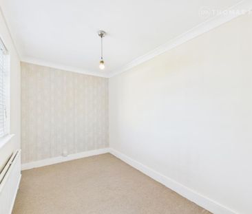3 bedroom end of terrace house to rent - Photo 5