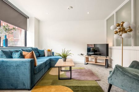 Doncaster Gate - Photo 2