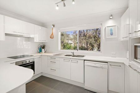 Unit 2/13 Whiting Avenue, Terrigal - Photo 4