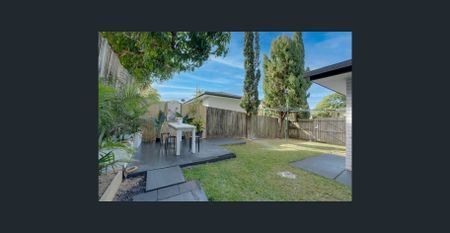 Huge pet friendly family home! - Photo 3