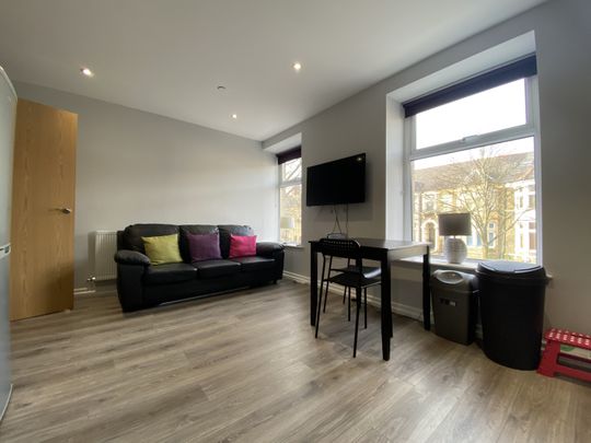 Cathays Terrace, Cathays - Photo 1