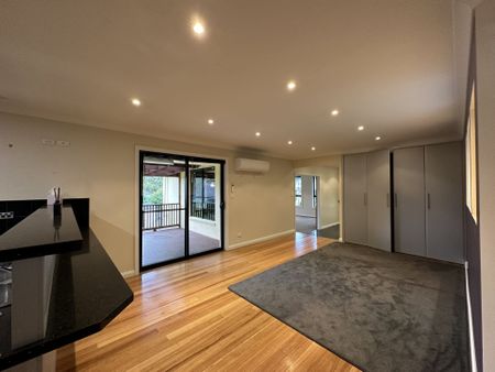 Enjoy the easy lifestyle, living here - Photo 2