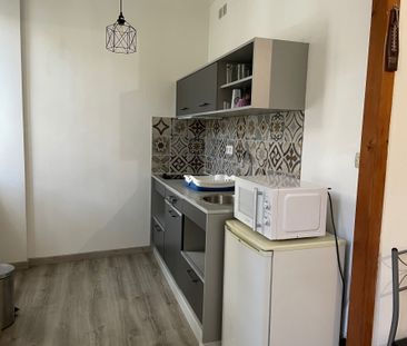 Location Appartement 1 pièce 27m² ANGERS 49100 - Photo 2