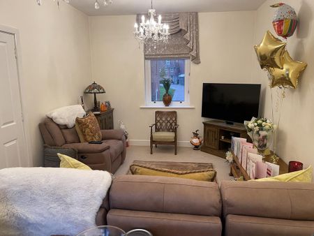 2 bedroom apartment to rent - Photo 2