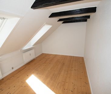 Charmerende taglejlighed med udsigt og hyggelig atmosfære i Aalborg - Photo 5