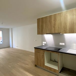 Location appartement 3 pièces, 73.02m², Clichy - Photo 2