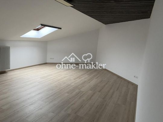 Stilvolle 2-Zimmer Dachgeschosswohnung - Photo 1