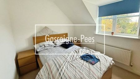 Twynes Meadow, Hook, RG27 - Photo 2