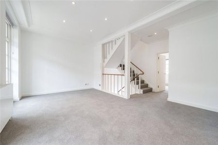 4 bedroom semi-detached house to rent - Photo 3