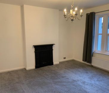 1 bedroom ground floor flat to rent - Photo 2