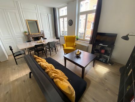 Location Appartement 3 pièces 74m² LILLE 59000 - Photo 4