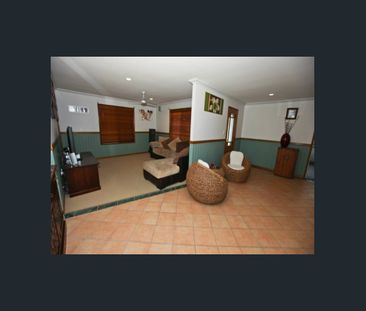 Beautiful Home with the BEST Entertaining area & pool! - Photo 2