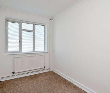 Maplin Court, Rampart Terrace, East Beach, Shoeburyness, Essex, SS3 - Photo 5