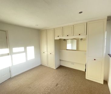 Marlins Turn - Photo 6